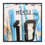 MESSI SIGNED FRAME
